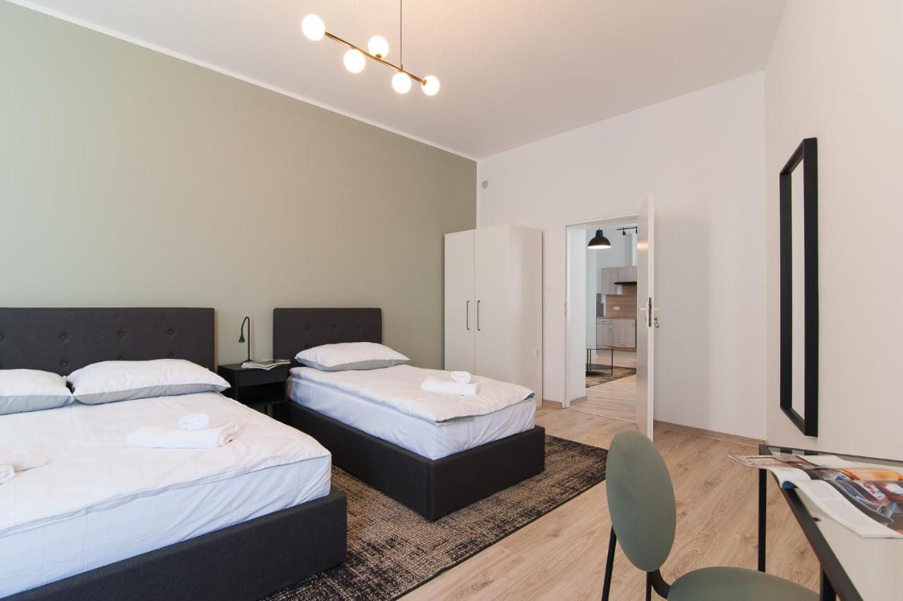 Apartamenty Emilia グニェズノ エクステリア 写真