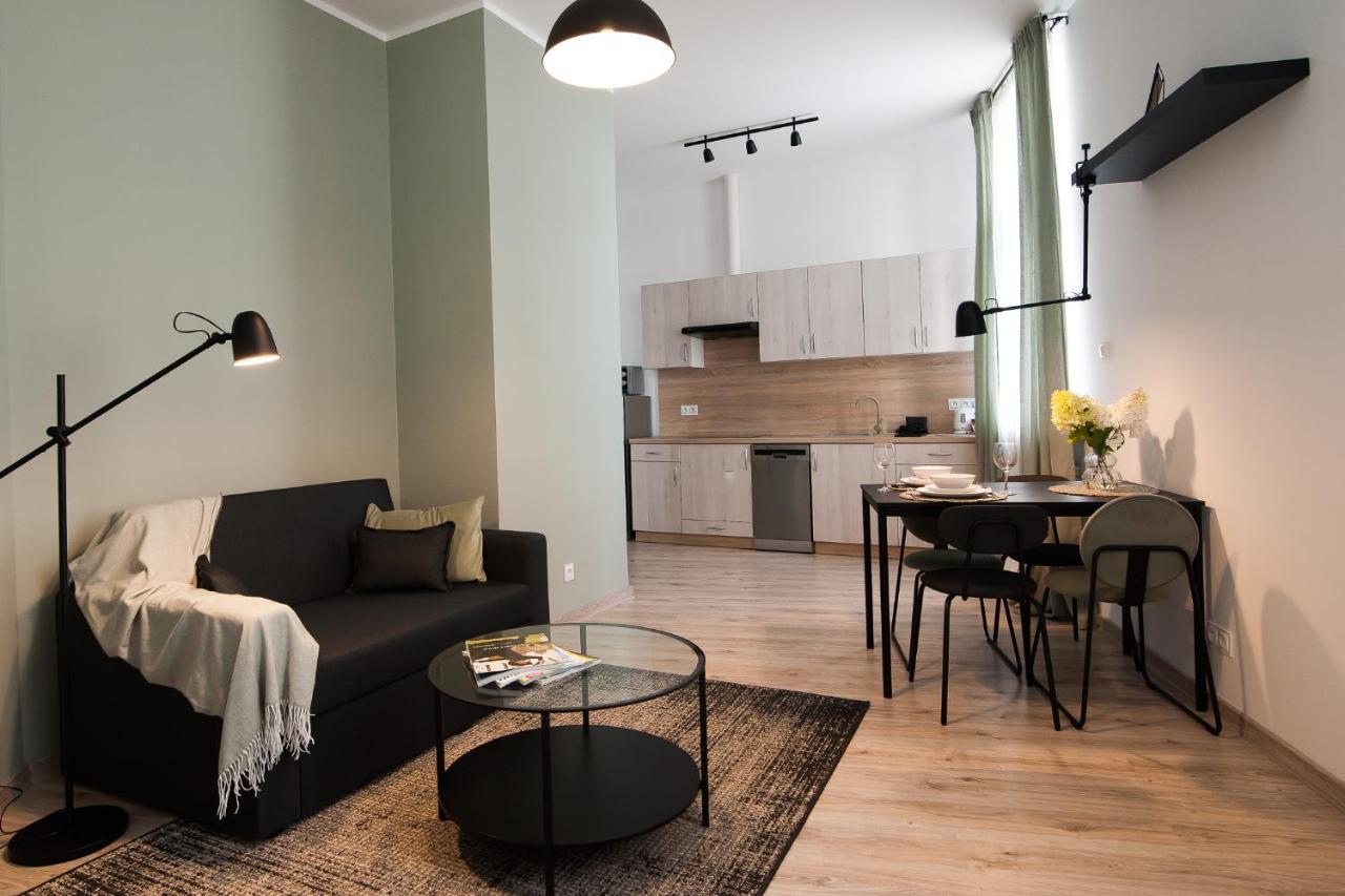 Apartamenty Emilia グニェズノ エクステリア 写真
