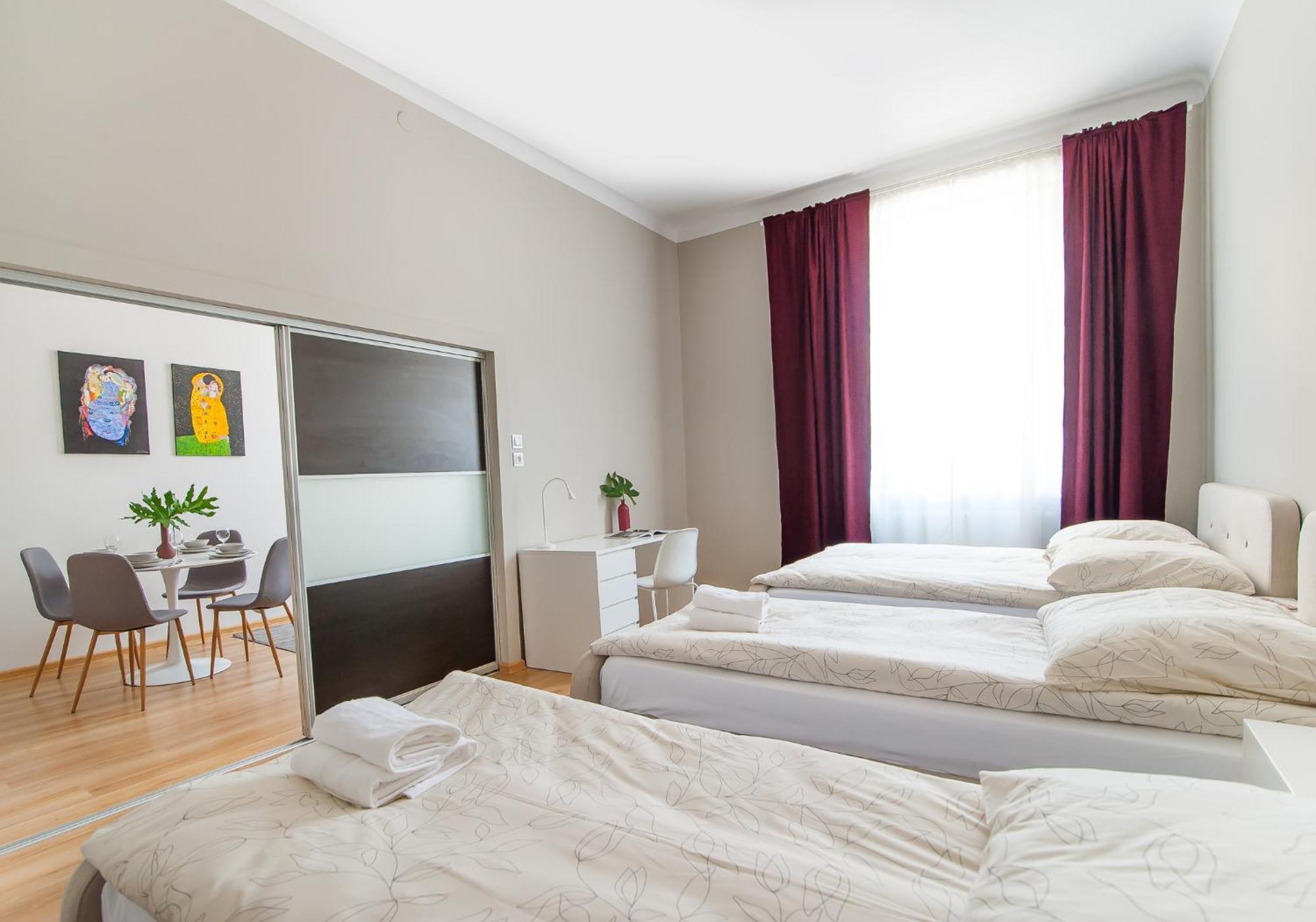Apartamenty Emilia グニェズノ エクステリア 写真